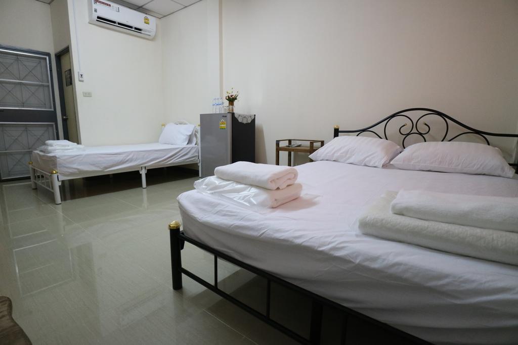 Pob Choke Residences Sattahip Eksteriør billede